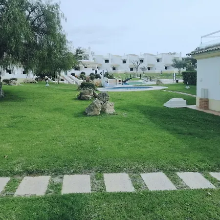 Beautiful Rafaella, Walk Distance To Beaches Αλμπουφέιρα