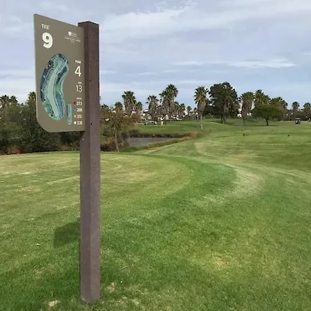 Beautiful Rafaella, Walk Distance To Beaches Hébergement de vacances *