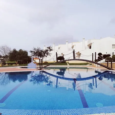 펜션 Beautiful Rafaella, Walk Distance To Beaches