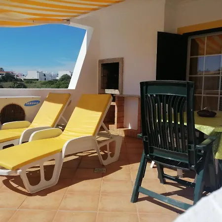 Beautiful Rafaella, Walk Distance To Beaches Vakantiehuis *