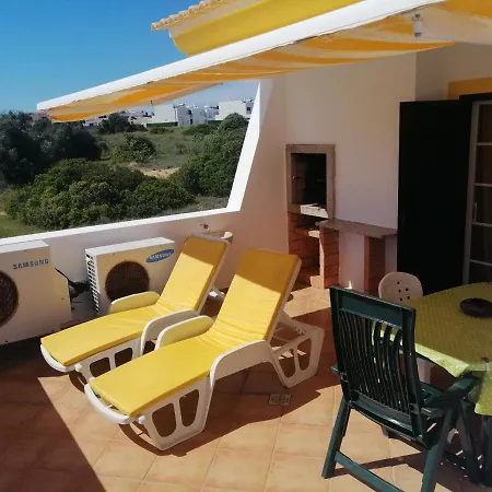 Beautiful Rafaella, Walk Distance To Beaches Vakantiehuis *