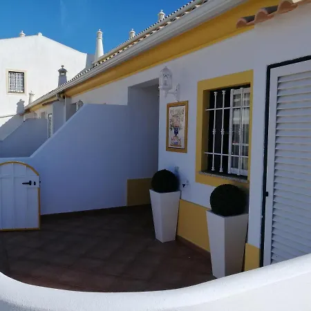 Vakantiehuis Beautiful Rafaella, Walk Distance To Beaches