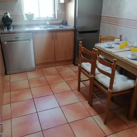 Beautiful Rafaella, Walk Distance To Beaches Albufeira