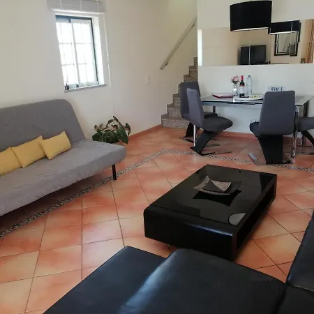 Vakantiehuis Beautiful Rafaella, Walk Distance To Beaches