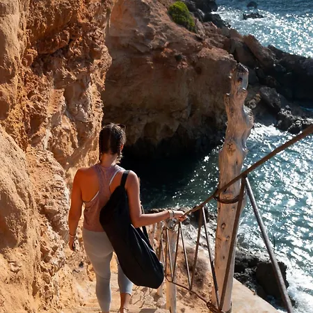 Beautiful Rafaella, Walk Distance To Beaches Vakantiehuis