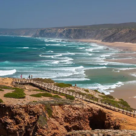 펜션 Beautiful Rafaella, Walk Distance To Beaches *