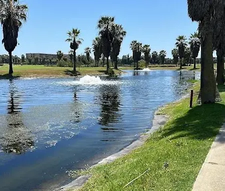 Vakantiehuis Beautiful Rafaella, Walk Distance To Beaches *