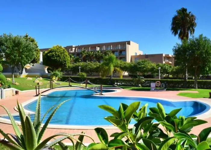 別荘 Beautiful Rafaella, Walk Distance To Beaches *